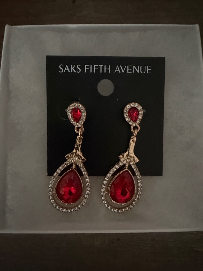 Saks Fifth Avenue Gold-Tone Red Teardrop Crystal Dangle Earrings 40$